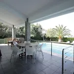 Secluded 3br Modern W Private Pool And Views Iskele