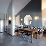 Daire Secluded 3br Modern W Private Pool And Views *