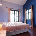 Secluded 3br Modern W Private Pool And Views Daire *