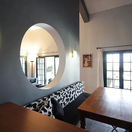 Apartment Secluded 3br Modern W Private Pool And Views